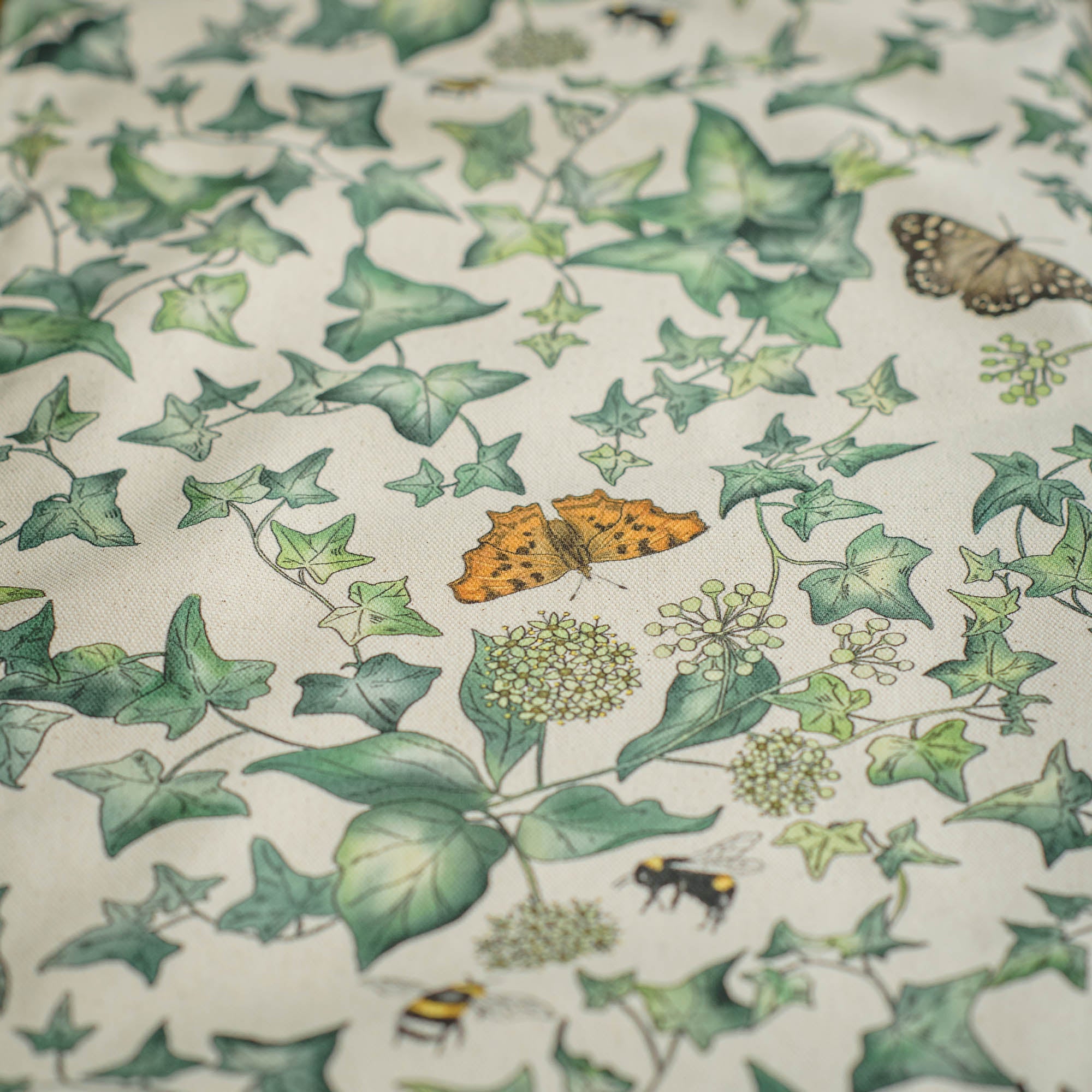 Ivy Organic Cotton Table Runner (40cm x 170cm)