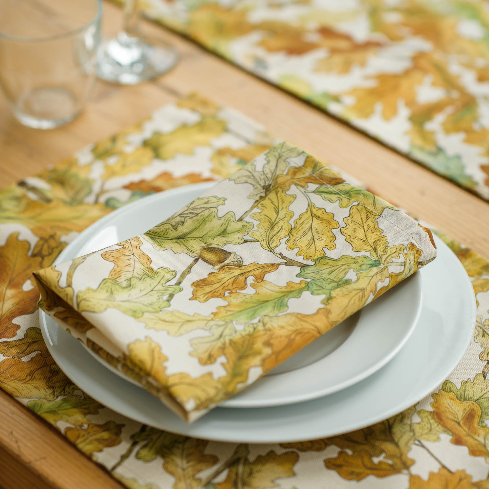 Wild Oak Organic Cotton Table Runner (40cm x 170cm)